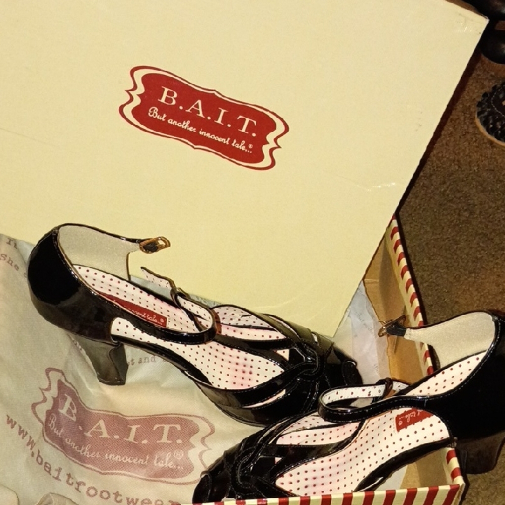 BAIT Black Patent Leather Heels